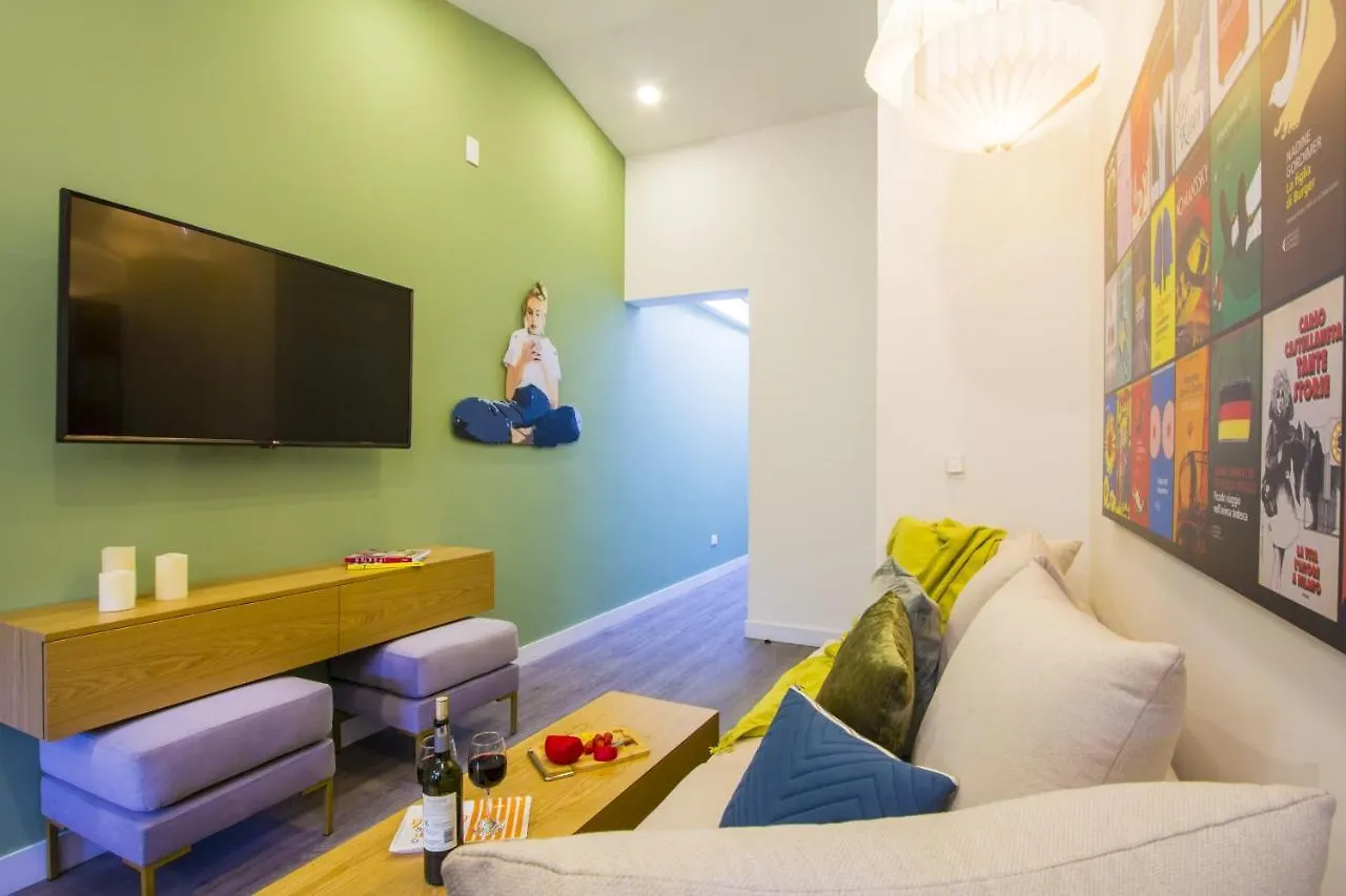 Laureles Suites By Lifeafar Medellin 0*,