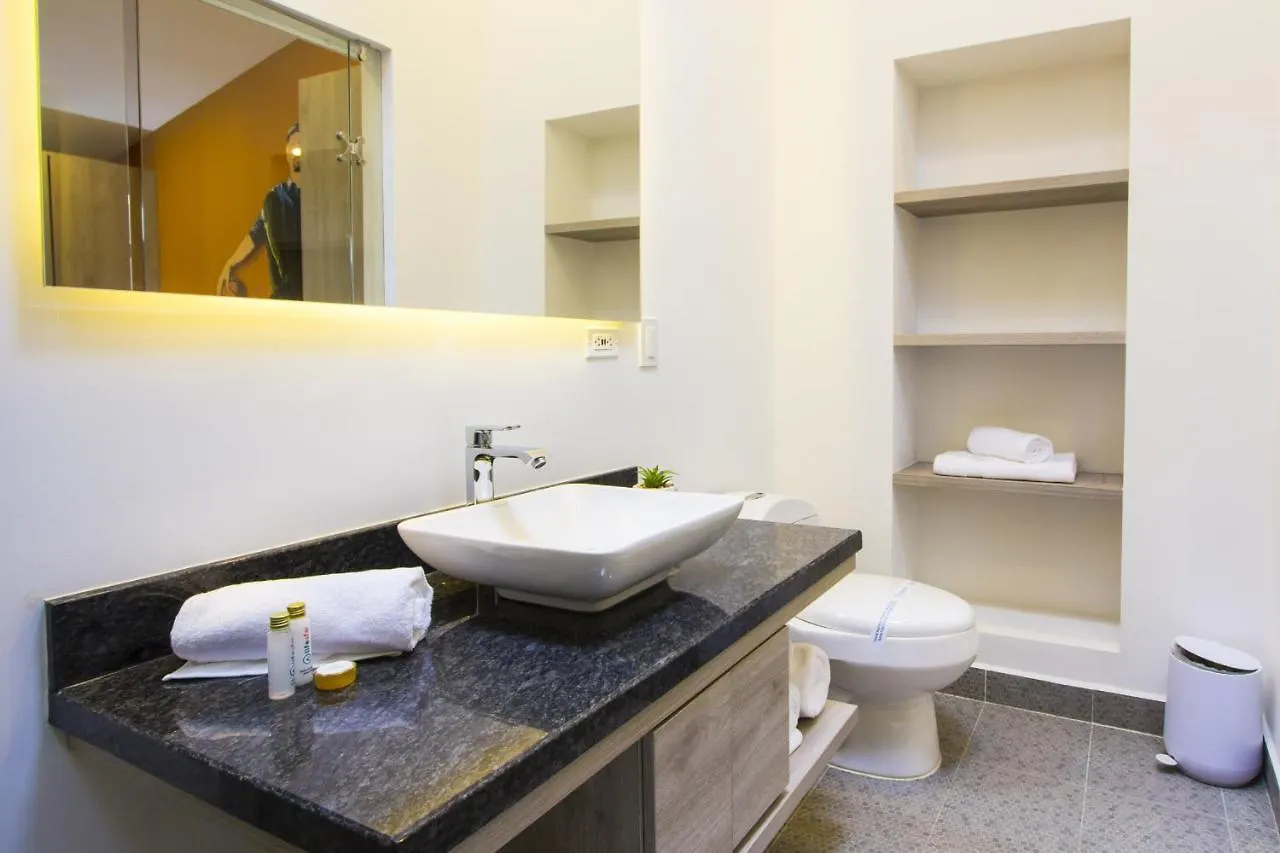 Laureles Suites By Lifeafar Medellin