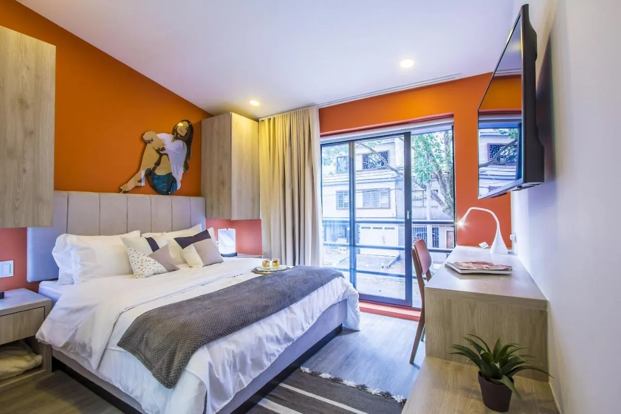 Laureles Suites By Lifeafar Medellin 0*,