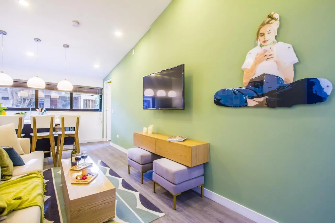 Laureles Suites By Lifeafar Medellin Apartment