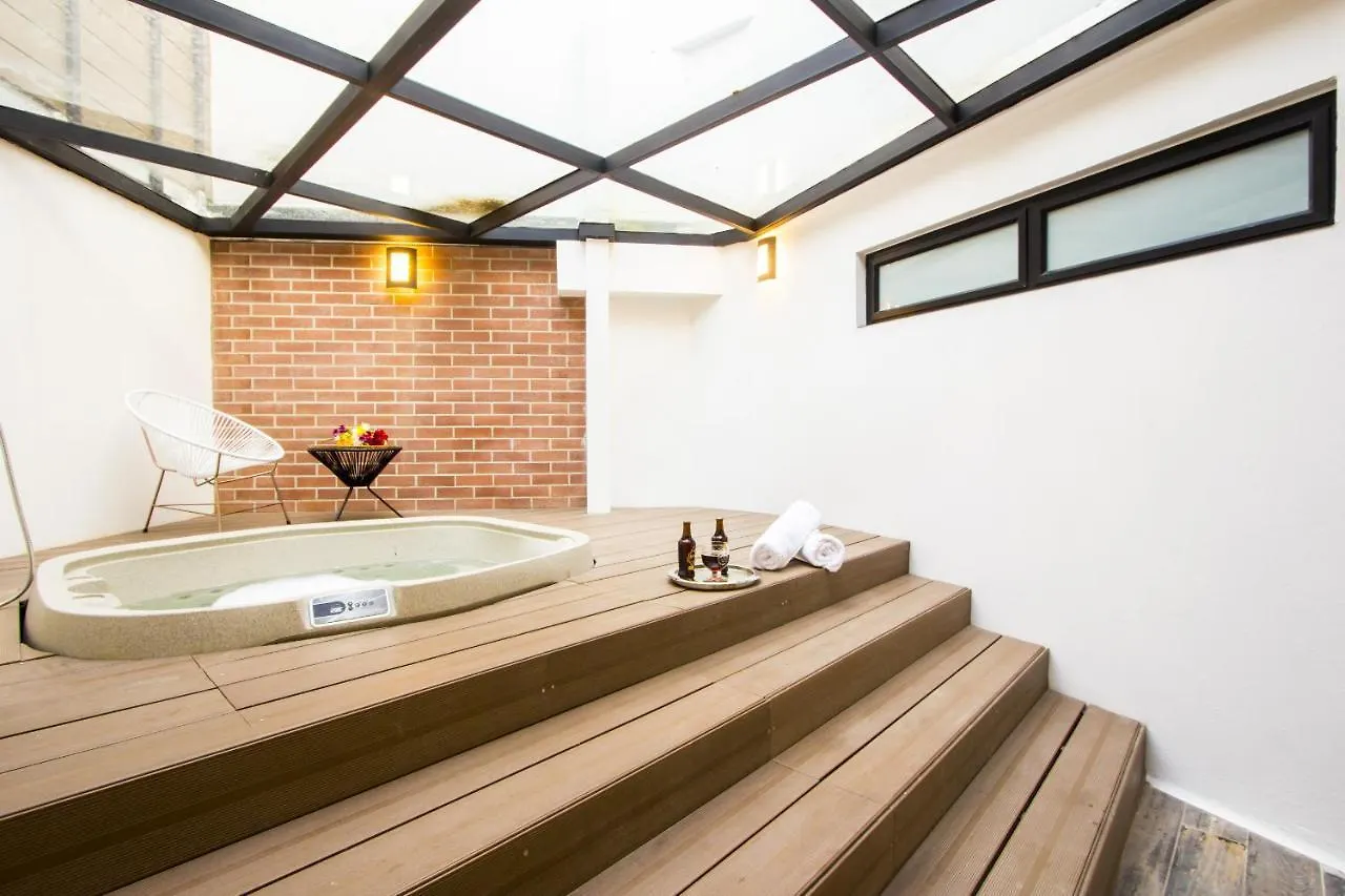 Laureles Suites By Lifeafar Medellin