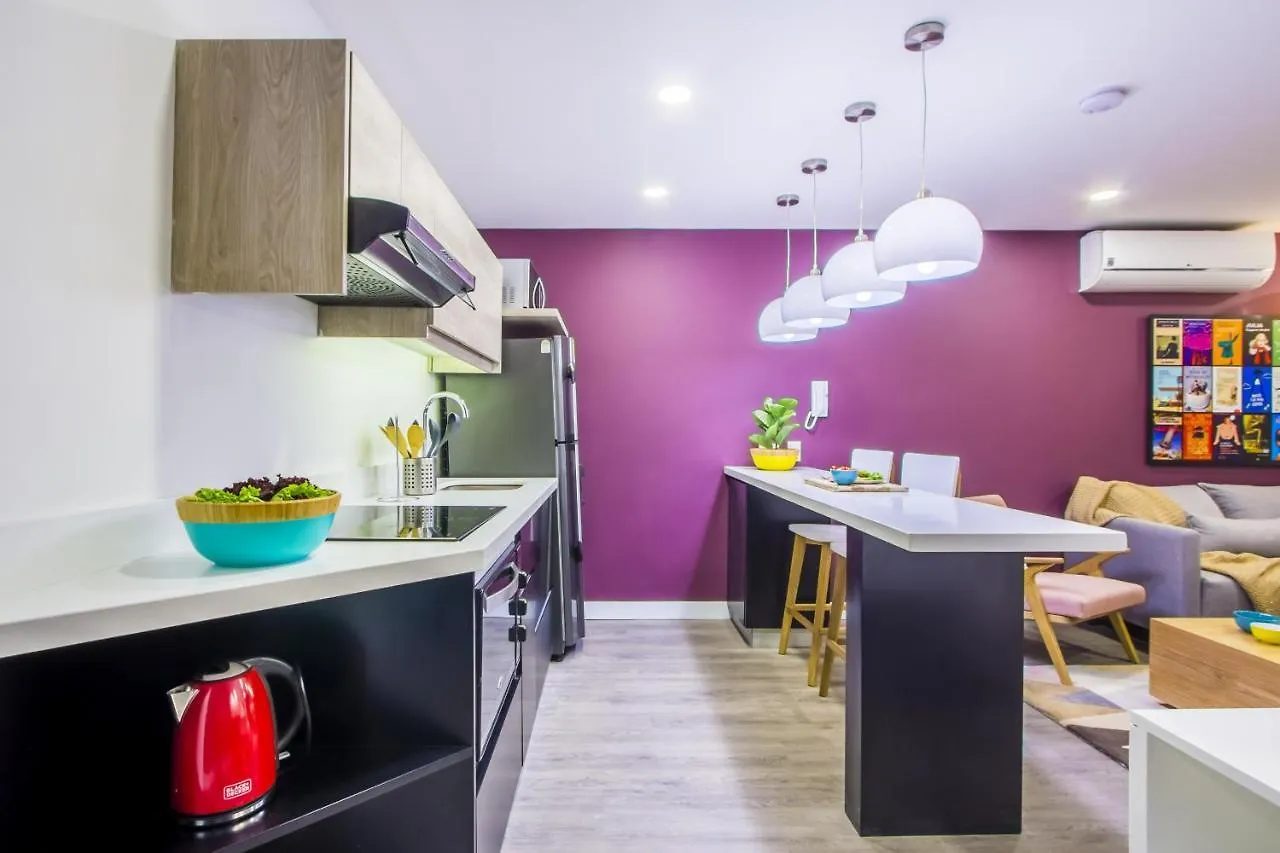 Laureles Suites By Lifeafar Medellin Apartment